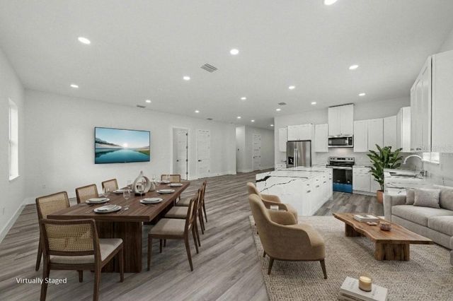 5240 66TH WAY N, St Petersburg, FL 33709