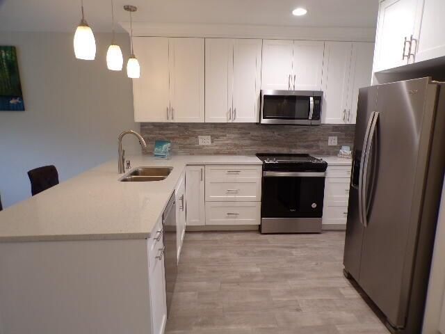 2248 NE 37th Street, Lighthouse Point, FL 33064