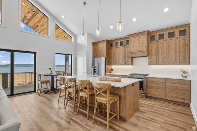 776 W SNOWBERRY CT, Garden City, UT 84028