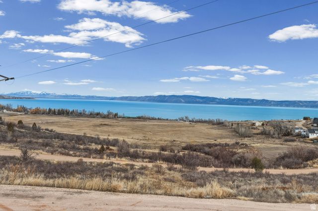 776 W SNOWBERRY CT, Garden City, UT 84028