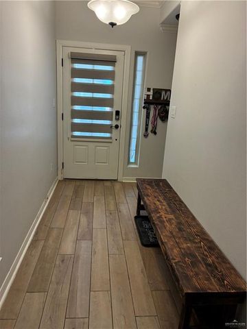 8314 N 33rd Lane N, Mcallen, TX 78504
