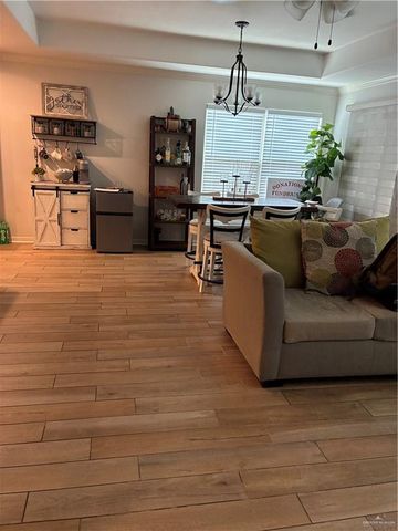 8314 N 33rd Lane N, Mcallen, TX 78504