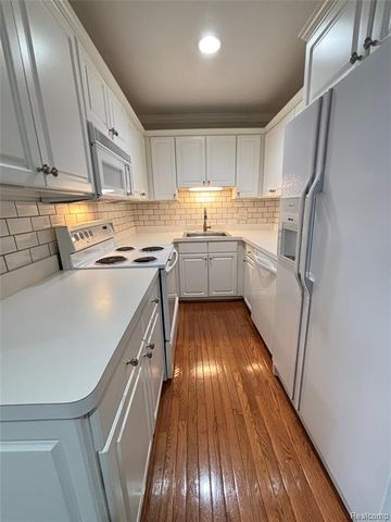 444 Chester Street 420, Birmingham, MI 48009