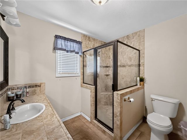 200 Ashburn Ave, Robstown, TX 78380