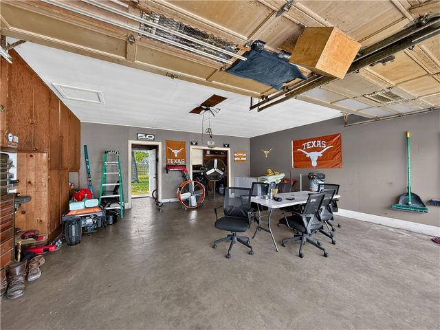 200 Ashburn Ave, Robstown, TX 78380