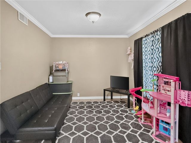 200 Ashburn Ave, Robstown, TX 78380
