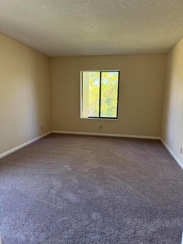 703 Sunny Pine Way B3, Greenacres, FL 33415