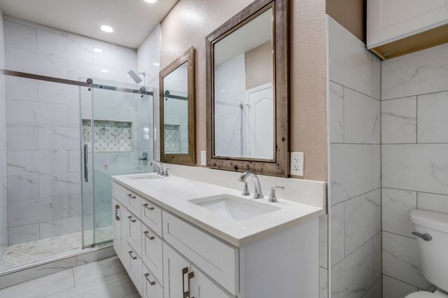 8119 La Frontera Trail, Arlington, TX 76002