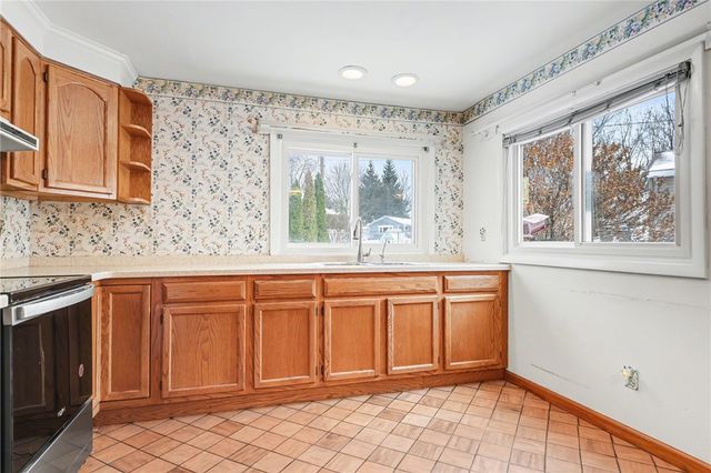 211 Westmar Drive, Gates, NY 14624