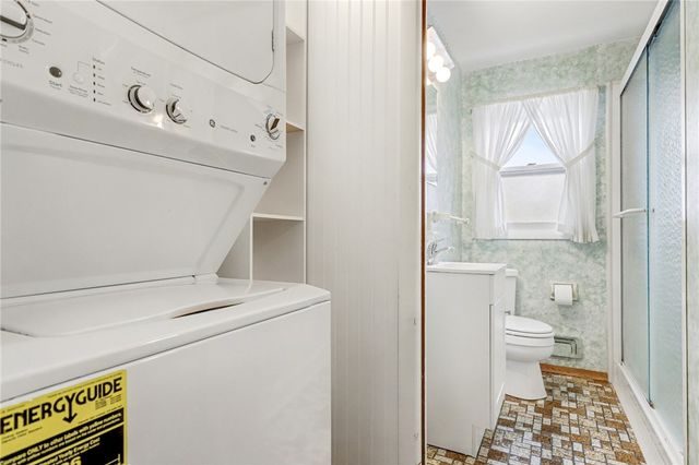 211 Westmar Drive, Gates, NY 14624