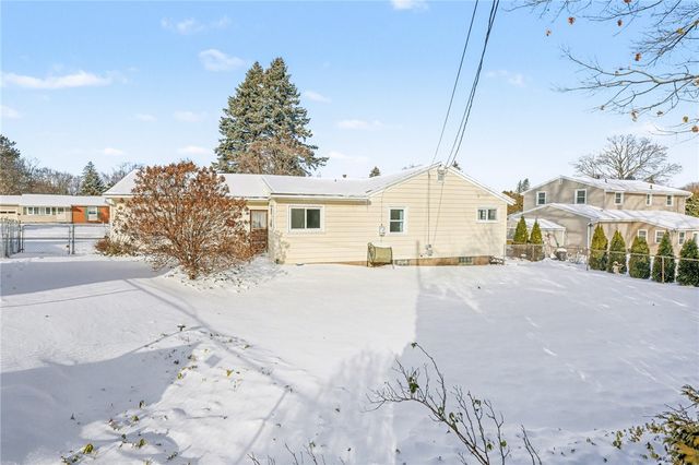 211 Westmar Drive, Gates, NY 14624