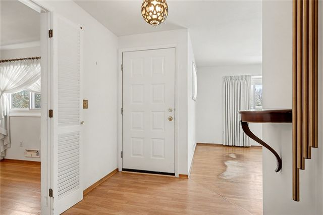 211 Westmar Drive, Gates, NY 14624