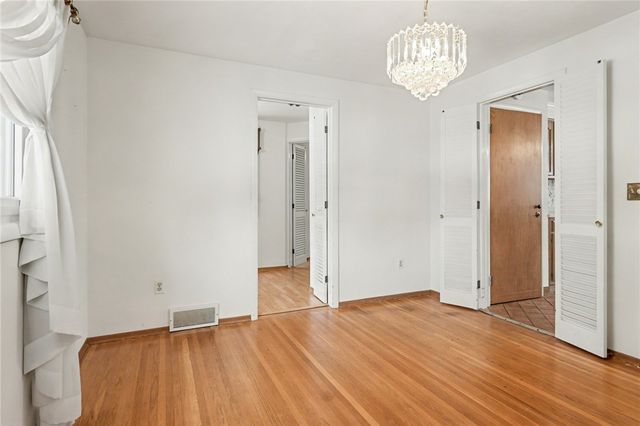 211 Westmar Drive, Gates, NY 14624