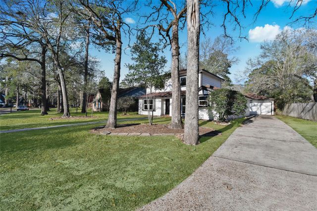 2035 Round Spring Drive, Houston, TX 77339
