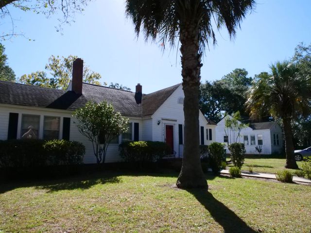 1713 Oak St., Georgetown, SC 29440