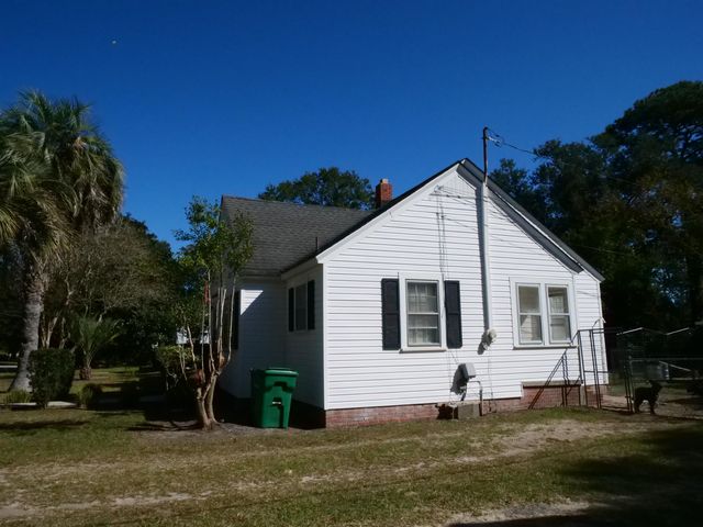 1713 Oak St., Georgetown, SC 29440