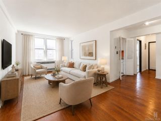 88-01 35th Avenue 6B, Jackson Heights, NY 11372