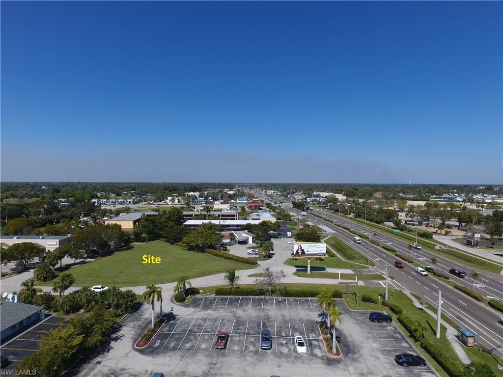 3341 Marinatown LN, NORTH FORT MYERS, FL 33903 — photo 2