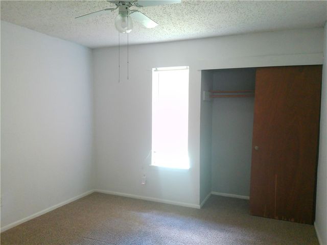 5718 Crestgrove Dr, Corpus Christi, TX 78415