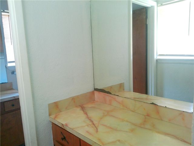 5718 Crestgrove Dr, Corpus Christi, TX 78415