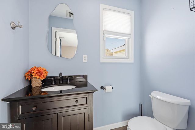 201 ALLENDALE DR, Morrisville, PA 19067