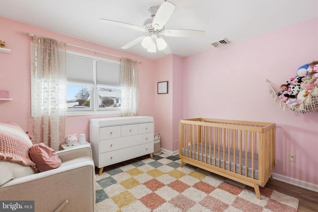 201 ALLENDALE DR, Morrisville, PA 19067