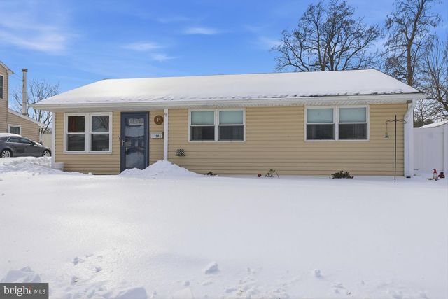 201 ALLENDALE DR, Morrisville, PA 19067