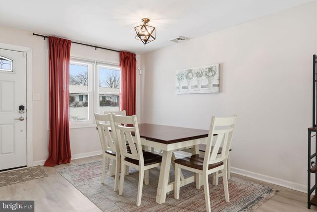 201 ALLENDALE DR, Morrisville, PA 19067