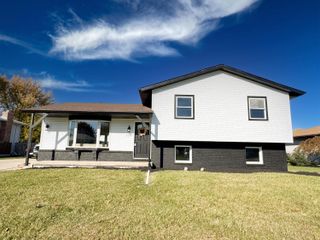 1558 W 99th Avenue, Crown Point, IN 46307