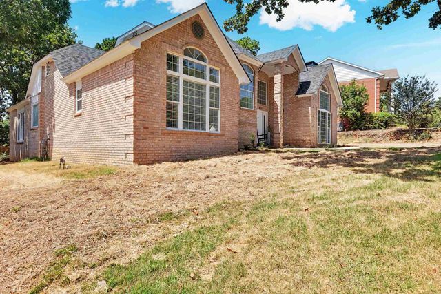 802 Loyola Drive, Little Rock, AR 72211