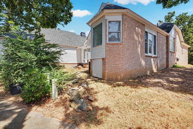 802 Loyola Drive, Little Rock, AR 72211