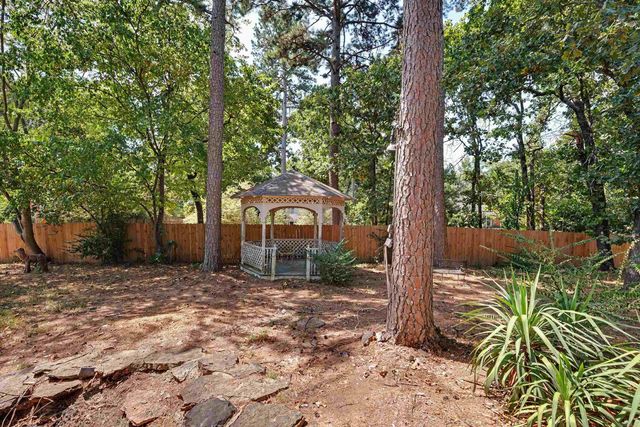 802 Loyola Drive, Little Rock, AR 72211