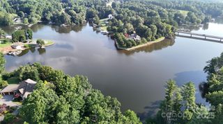 6260 Riviera Run Estates Drive, Hickory, NC 28601