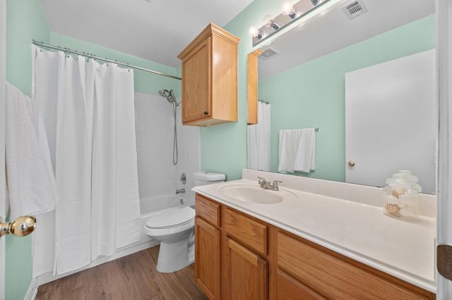 803 Sparkling Brook LN, Leander, TX 78641