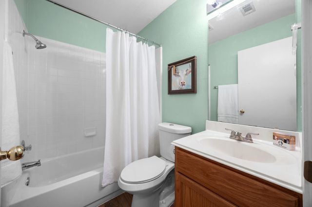 803 Sparkling Brook LN, Leander, TX 78641