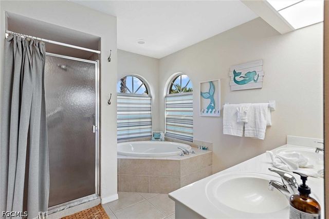 4810 SW 25th PL, Cape Coral, FL 33914