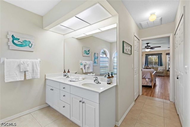 4810 SW 25th PL, Cape Coral, FL 33914