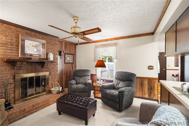 3609 Gray Fox Drive, New Albany, IN 47150