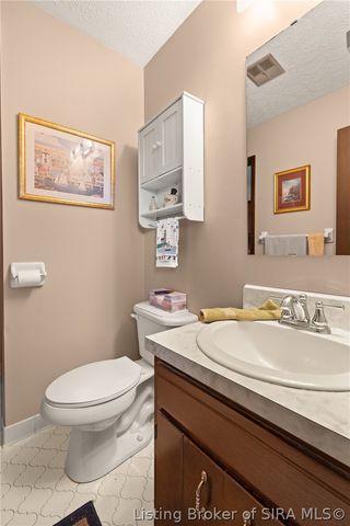 3609 Gray Fox Drive, New Albany, IN 47150