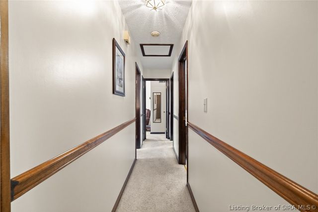3609 Gray Fox Drive, New Albany, IN 47150