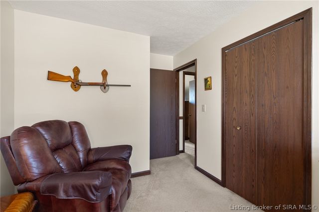 3609 Gray Fox Drive, New Albany, IN 47150