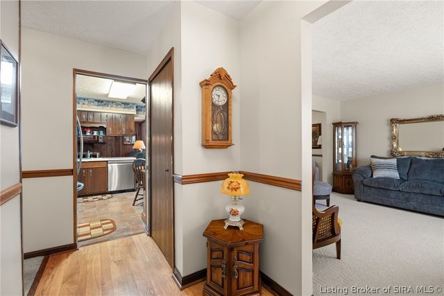 3609 Gray Fox Drive, New Albany, IN 47150