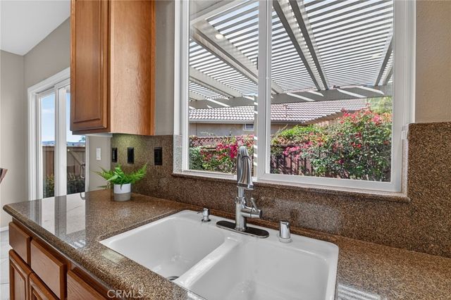 39256 Beringer, Murrieta, CA 92563