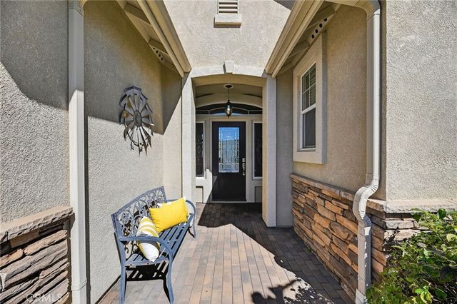 39256 Beringer, Murrieta, CA 92563