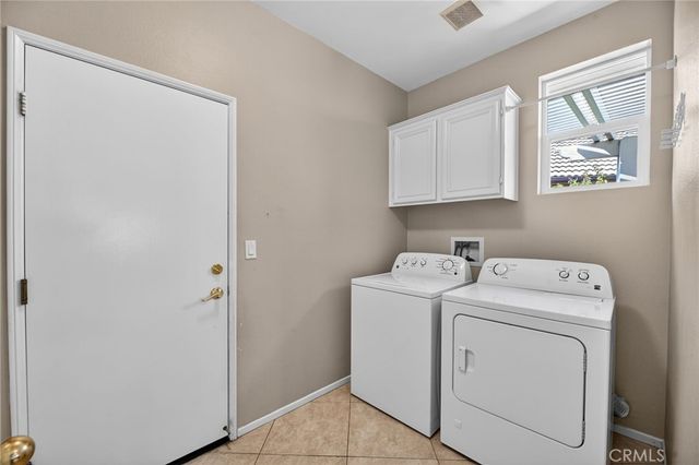 39256 Beringer, Murrieta, CA 92563