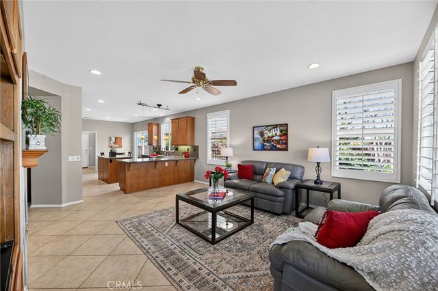 39256 Beringer, Murrieta, CA 92563