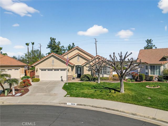 39256 Beringer, Murrieta, CA 92563