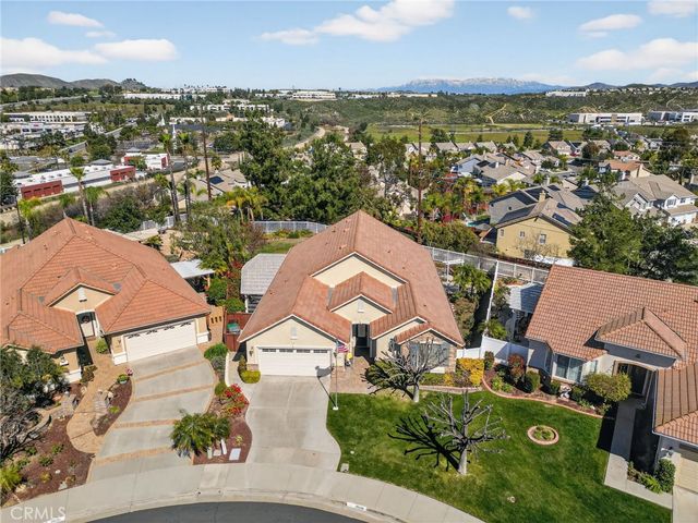 39256 Beringer, Murrieta, CA 92563