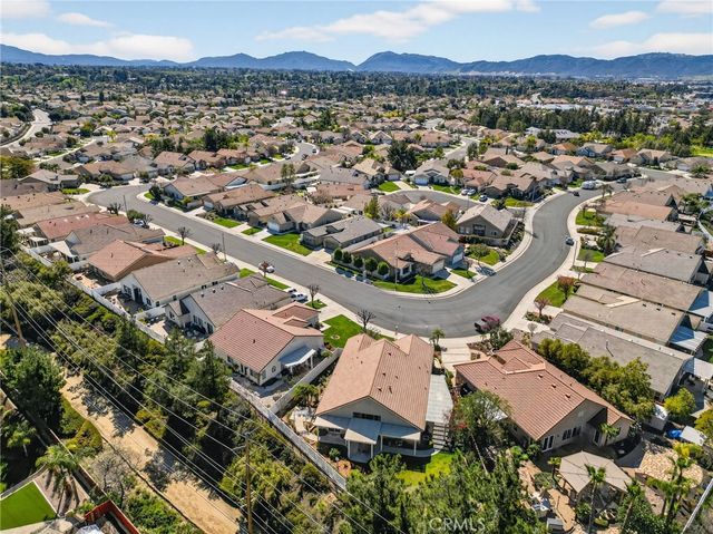 39256 Beringer, Murrieta, CA 92563