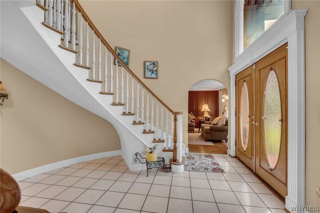 3 Silver Maple Court, Amherst, NY 14068